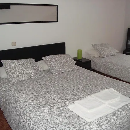 ペンション アリスティザバル *